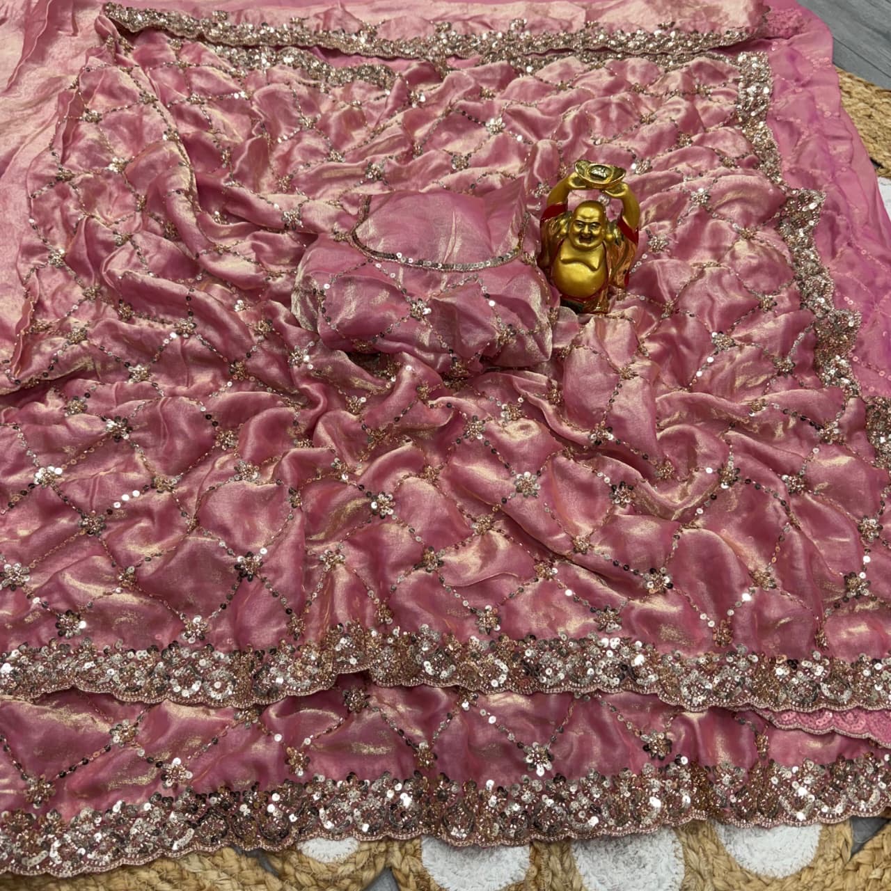 Madhu saree