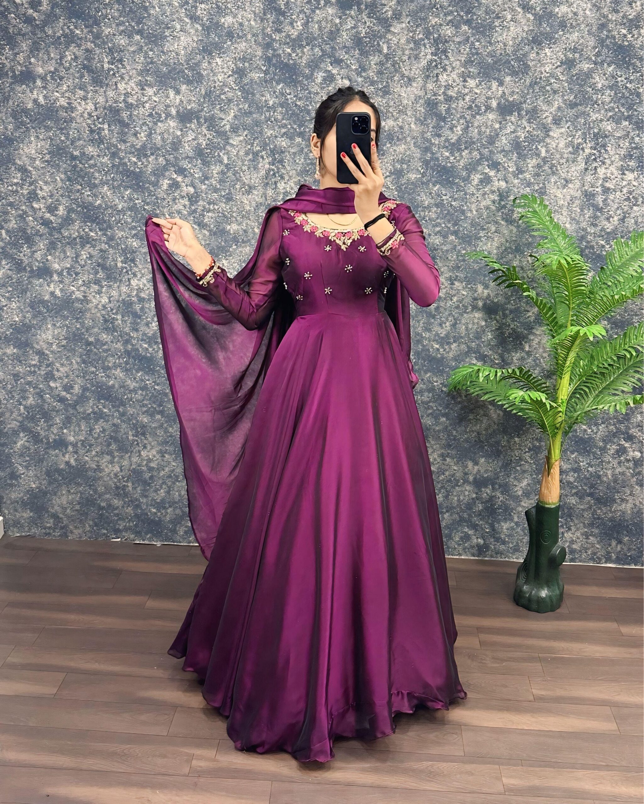 Yezhil maxi
