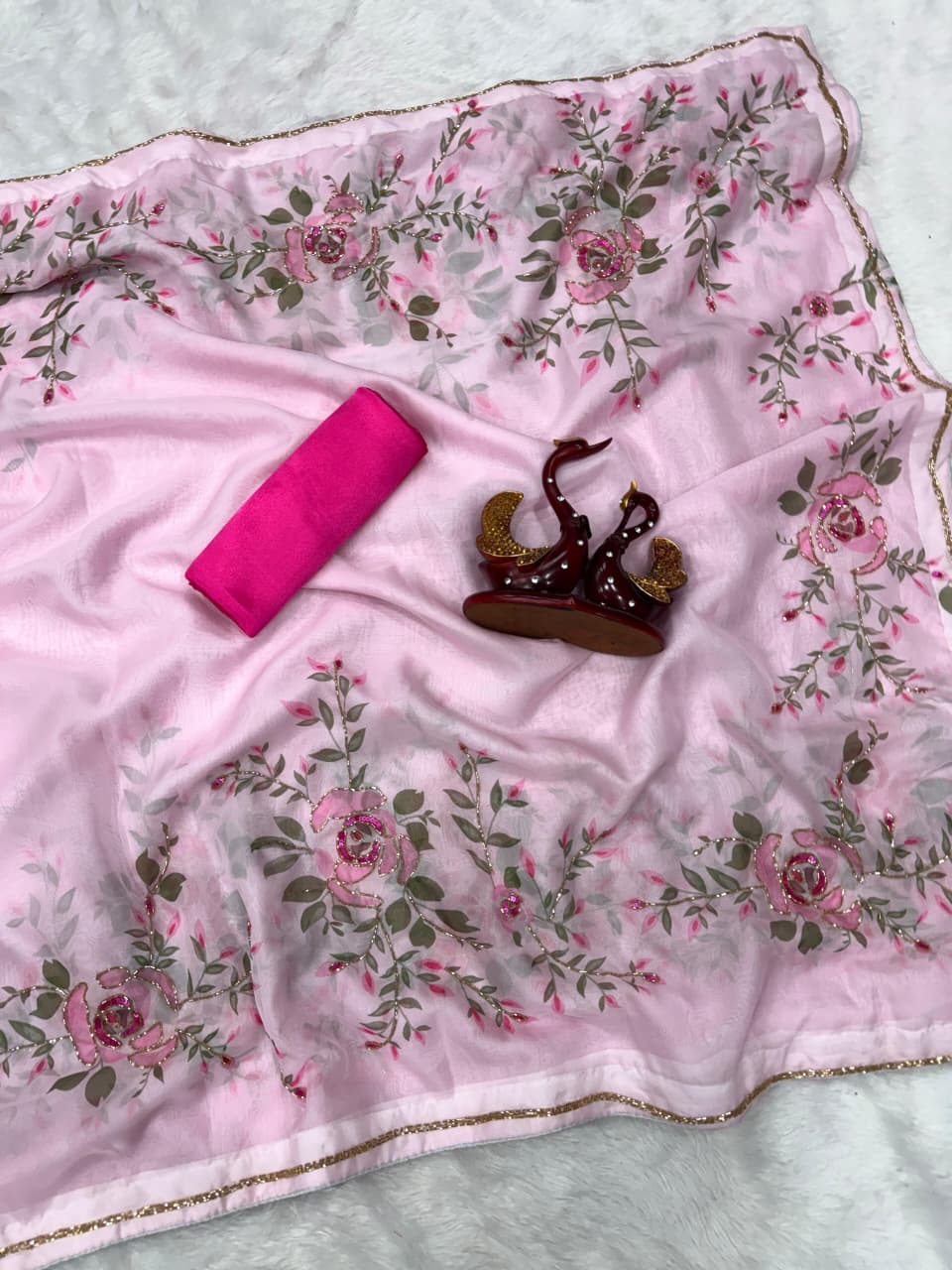 Muguna saree