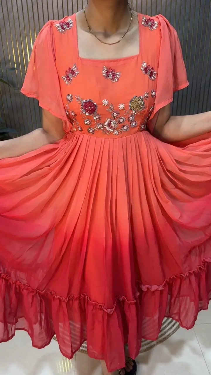 Midi gown - Image 2