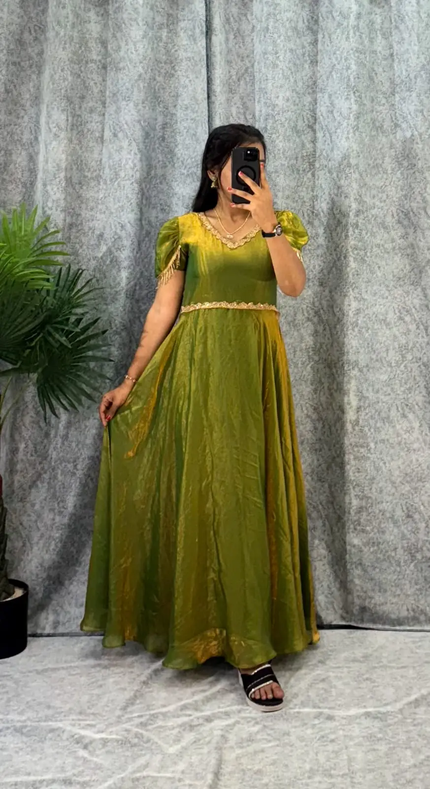 Muhana gown