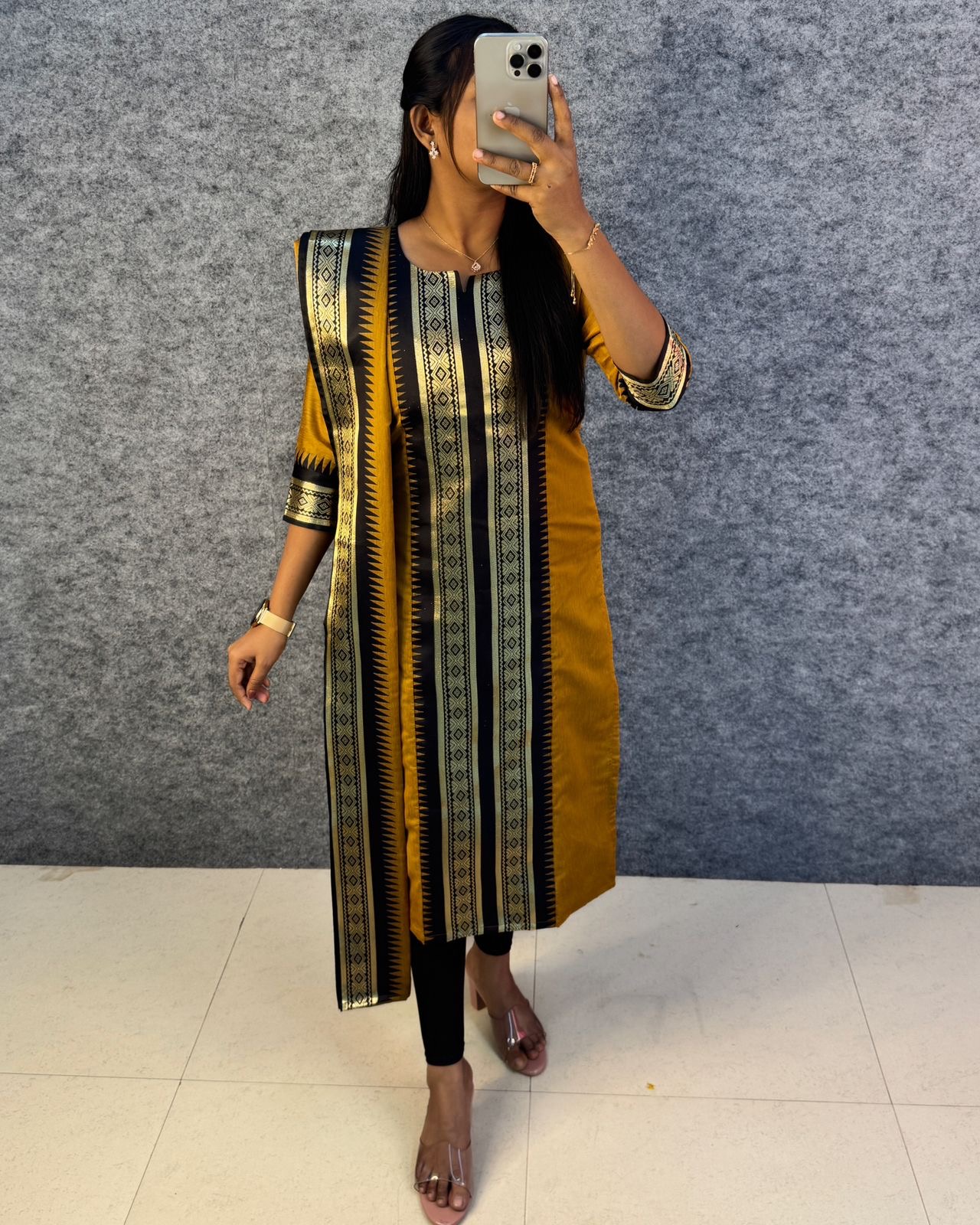 Tamil Kurti