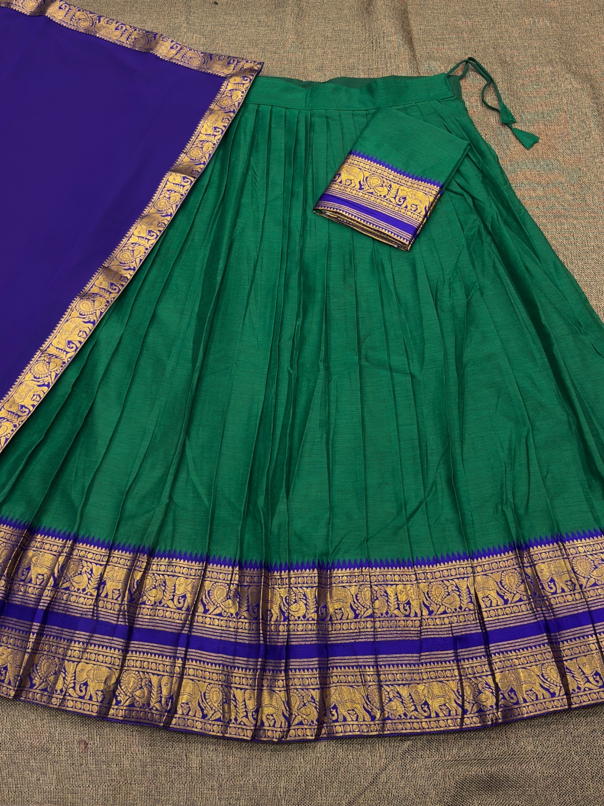 Dark cyan (greenish-blue )