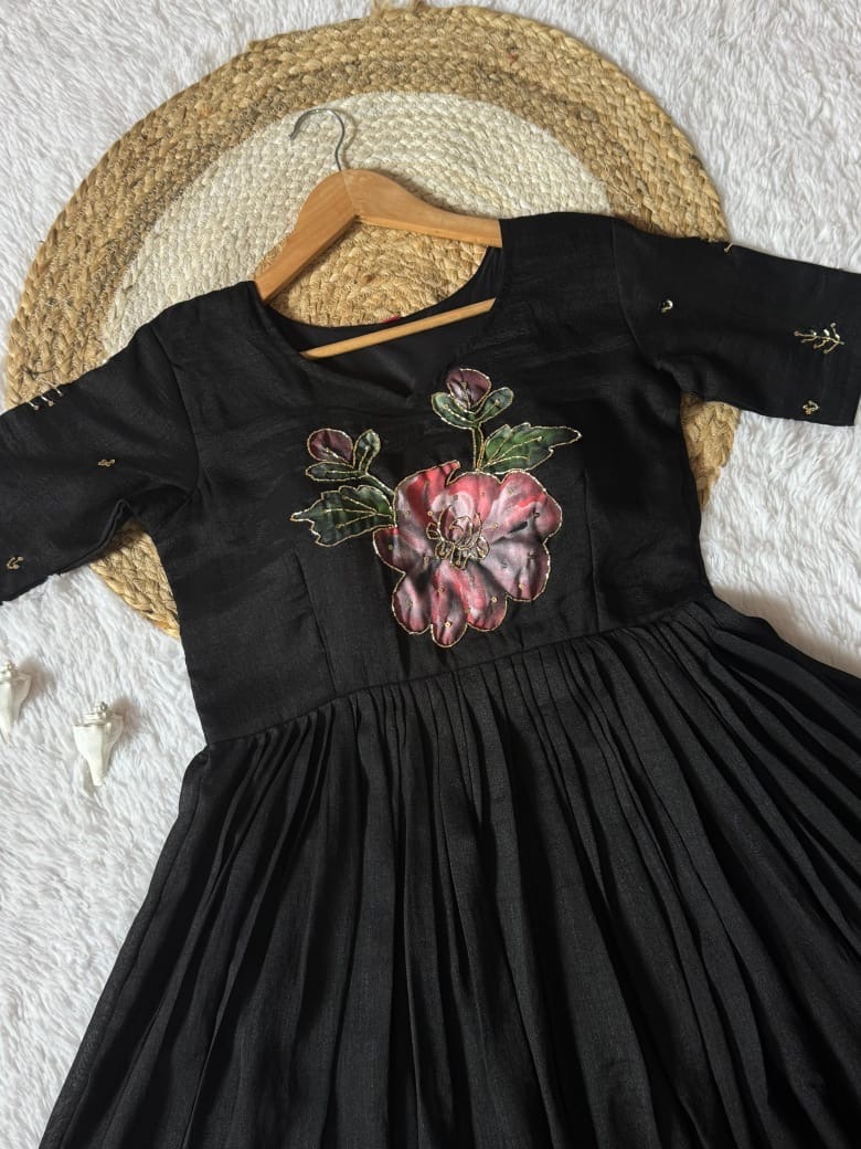 Black flower maxi