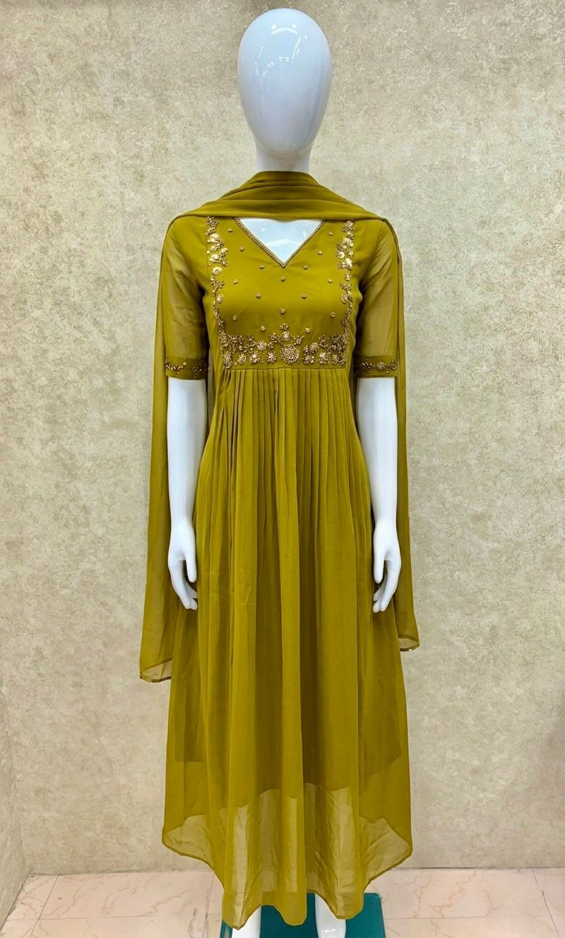 Akalya Handwork Top and Duppatta - Image 6