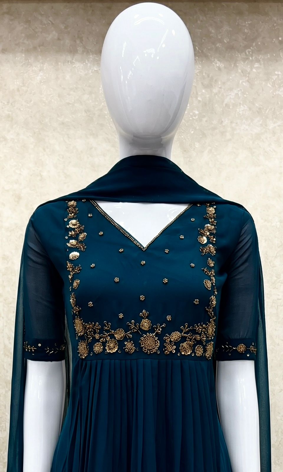 Akalya Handwork Top and Duppatta - Image 2