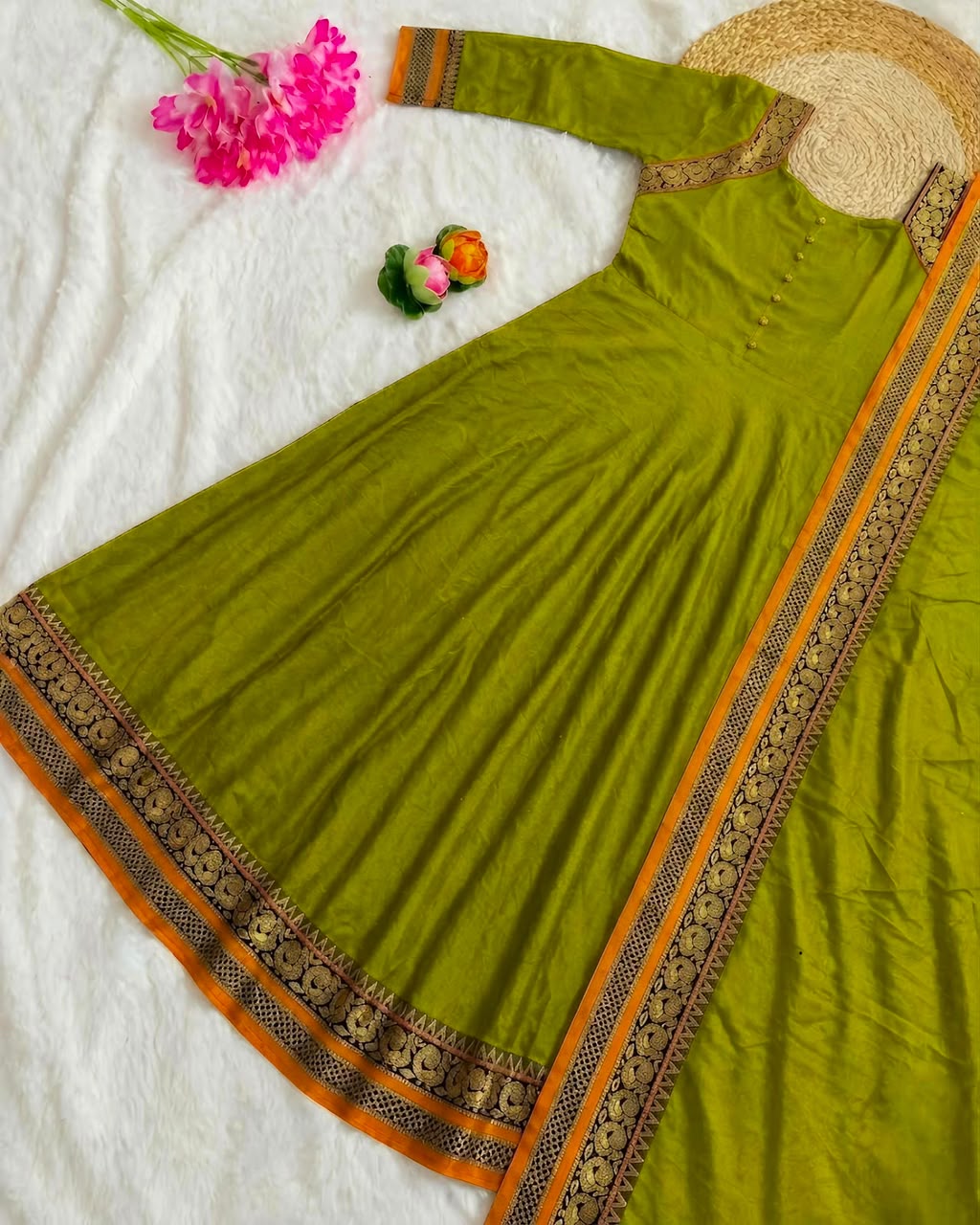 Kala Anarkali Set